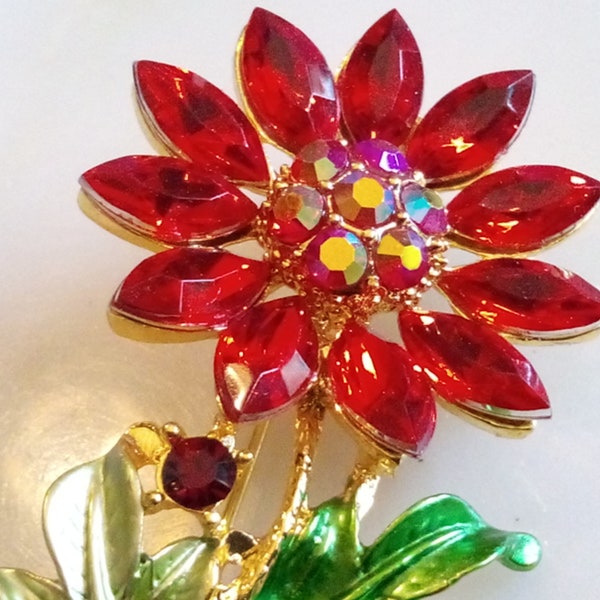 1950'S CHRISTMAS POINSETTIA BROOCH! Beautiful Enameled Floral Motif Pin/Accessory. Faceted Red Crystals. Gold Tone Setting. Amazing Looker!!