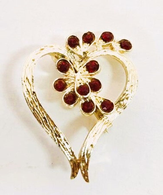 1950'S GERRY'S HEART BROOCH! Signed! So In Love, B