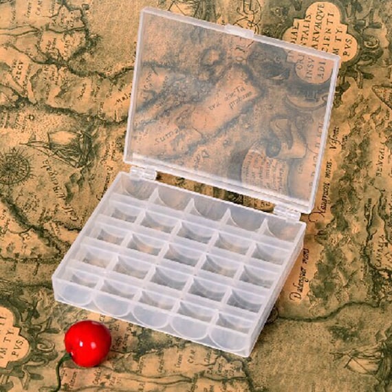 Sewing Machine Bobbin Storage Space for 100 Bobbins 4 x Empty Bobbins Case