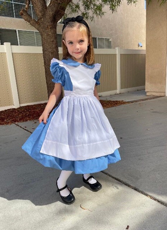 alice in wonderlands dress