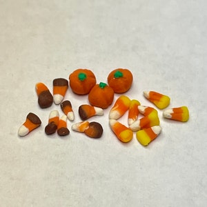 Dollhouse Miniature Loose Candy Corn, Polymer Clay Food, Halloween Candy