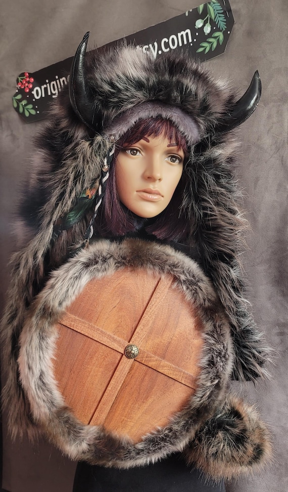 Faux Fur Viking Headdress With Leather Horns & Wooden Shield 