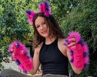 Cheshire Cat Wrist Cuffs Or Gloves in Faux Fur