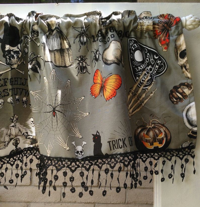 Gray skulls Valance with black lace trim