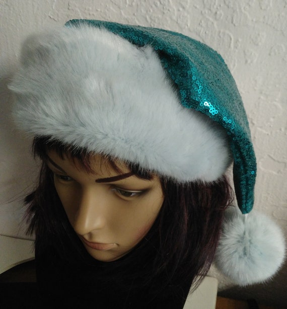 Adult OSFM Plush NEW Sparkle Santa Hat Red w// White /& Sequin Trim