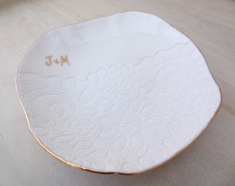 Personalised ring dish with gold or silver initials and rim. Gold or silver ring bowl. Personalised wedding or engagement gift. Ring pillow. image 5