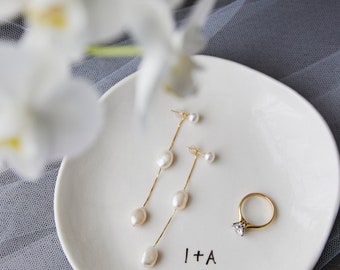 Personalised ring dish with custom initials. Ring bowl. Personalised wedding or engagement gift. Ring pillow.