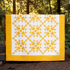 PDF Sunny Days Large Star Quilt Pattern