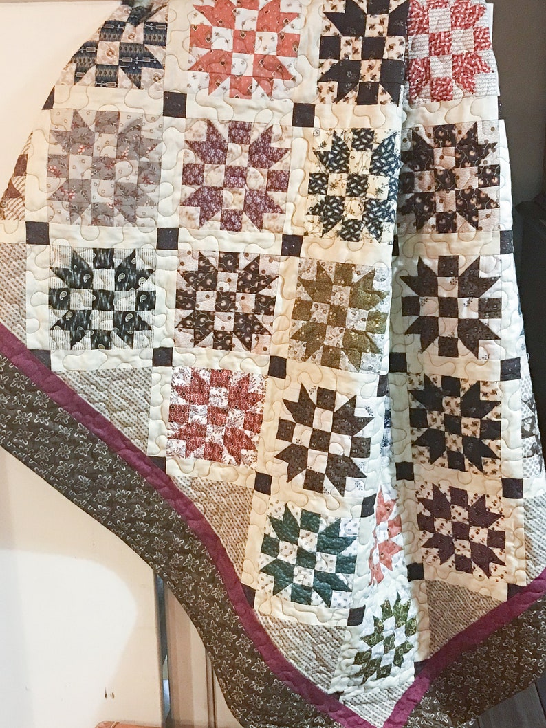 Physical Windy Pickets Quilt Pattern , Large Fat Quarter Quilt Pattern