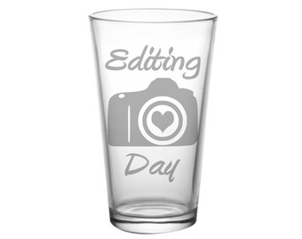 Photographer Editing Day Heart Glass, Photography Gift Idea, Christmas Gift, Gift for Photographer, Photographer Gift, Funny Photography
