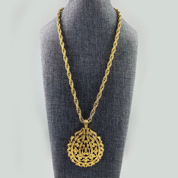 Vintage Crown Trifari Statement Medallion Necklace - image 1