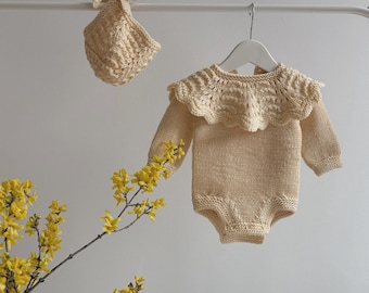 Set of 2 - Long sleeve romper and bonnet - Baby girl prop - Photo prop - Baby photo prop - Baby girl - Baby girl - Baby girl outfit - Yellow