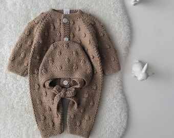 Knit Baby Boy Outfit 0-3 months – Merino Romper & Bonnet - Brown