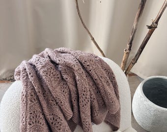 Ready to ship - 104*94 cm blanket - Alpaca blanket - Baby blanket - Baby shower gift - New baby gift - Baby blanket - Blanket with pattern