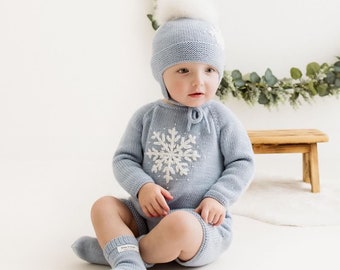 Set of 3 - Long sleeve romper, bonnet and socks - Baby boy prop - Photo props - Baby photo prop - Baby boy - Baby outfit - Blue