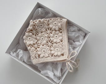 手編みフラワーベビーボンネット - クリームコットン、0～6ヶ月 - Etsy