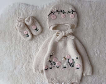 Baby Girl Alpaca Romper Set – Beige Knit Outfit with Bonnet & Booties