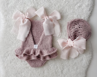 Baby girl romper and bonnet - 0-3 months - Set of 2 - Long sleeve romper - Baby girl props - Photo props - Baby photo prop - READY TO SHIP
