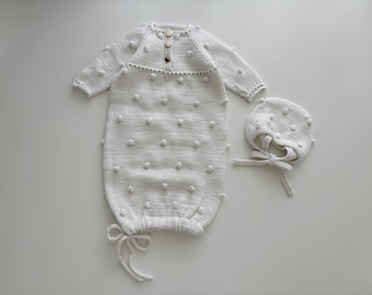 Set of 2 - Baby gown romper and bonnet - Baby boy prop - Photo props - Baby photo prop - Baby boy - Baby girl - Baby unisex