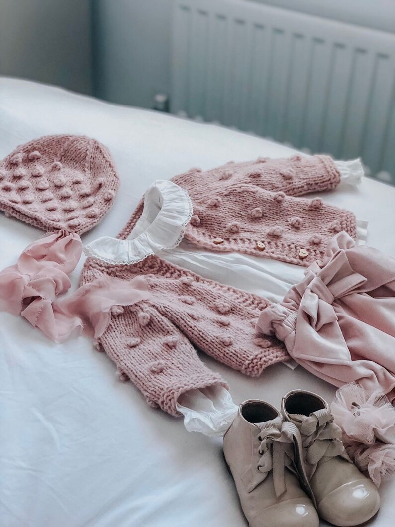 Dusty pink cardigan Popcorn cardigan Photography props Baby cardigan Popcorn bonnet Baby Popcorn cardigan Sitter Baby girl