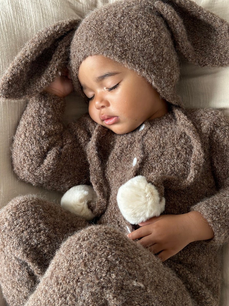 Set of 2 Unisex baby set Baby girl/boy outfit Long legs romper and bonnet Baby girl Baby boy Baby girl/boy outfit Bunny set image 8