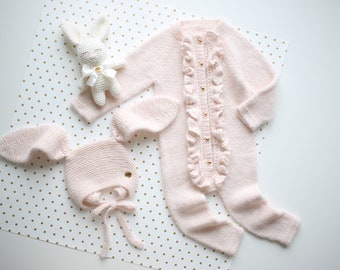 Set of 2 - Baby romper and bunny bonnet - Baby girl outfit - Baby girl outfit - Easter baby girl outfit - Pale pink - Bunny suit