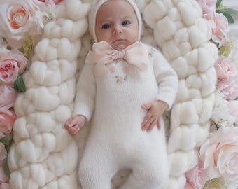 Set of 2 - Long legs romper and bonnet  - Baby girl - Photo props - Baby girl - Baby flower set - Baby girl outfit