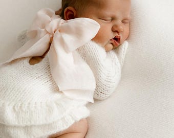 Baby girl romper - Photo props - Baby girl props - Photography props - Newborn girl - Photo props - Ruffle romper - Cream - Baby girl