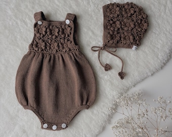 Set of 2 - Baby girl romper - Summer romper - Romper and bonnet set - Sleeveless romper - Baby outfit - Summer outfit - Baby girl