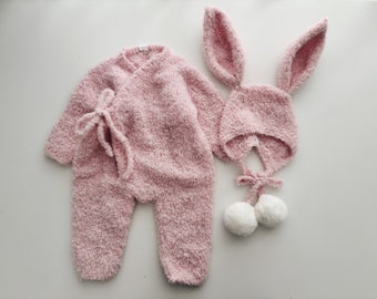 3-6 months - Set of 2 - Bunny baby set - Baby girl outfit - Long legs romper and bonnet - Baby girl - Baby set -  Baby girl bunny set