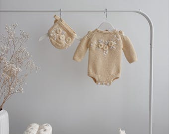Long sleeve romper bonnet booties - Set of 3 - Baby girl prop - Photo props - Baby photo prop - Baby girl - Baby outfit - Baby girl outfit