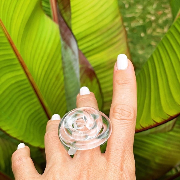 SPIRAL RING, Acrylic ring, Clear Ring, Lucite Acrylic Ring, Lucite Ring, Statement Ring, Contemporary Ring, Birthday Ring, Birthday gift