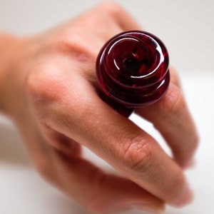 Handcrafted KNOT Red Acrylic Ring: Contemporary Statement Jewelry