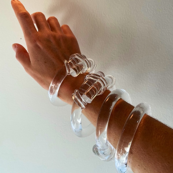 Clear Lucite KNOT Bangle: Transparent Acrylic Bracelet in all sizes