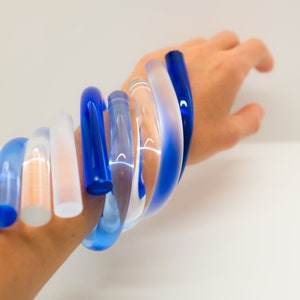 BLUE GARABATO Cuff, Lucite Blue Cuff, Clear Cuff, Blue Bangle, Acrylic Blue Bangle, Acrylic Blue Cuff, Blue Bangle, Birthday, Chofa Jewelry