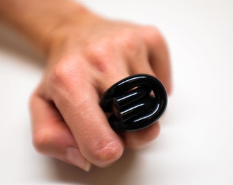 Black BELT RING, Acrylic Ring, Lucite Ring, Knot Ring, Black Ring, Anillo Transparente, Transparent Ring, Contemporary Ring, Statement Ring