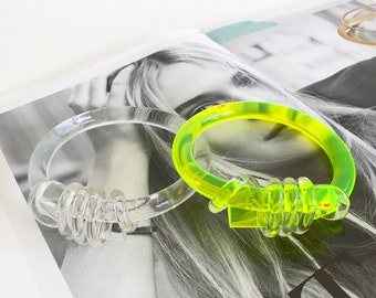 THIN KNOT BANGLE, Clear Acrylic bangle, Lucite Bangle, acrylic bangle, acrylic bracelet, clear bracelet, Fluorescent bangle, knot bracelet