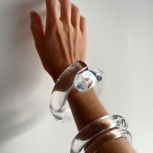 Extra Large BOLD BANGLE BRACELET, Lucite Acrylic Bracelet, Big Bold Bangle, Clear Transparent Bracelet, Transparent Lucite Cuff, Unisex Gift