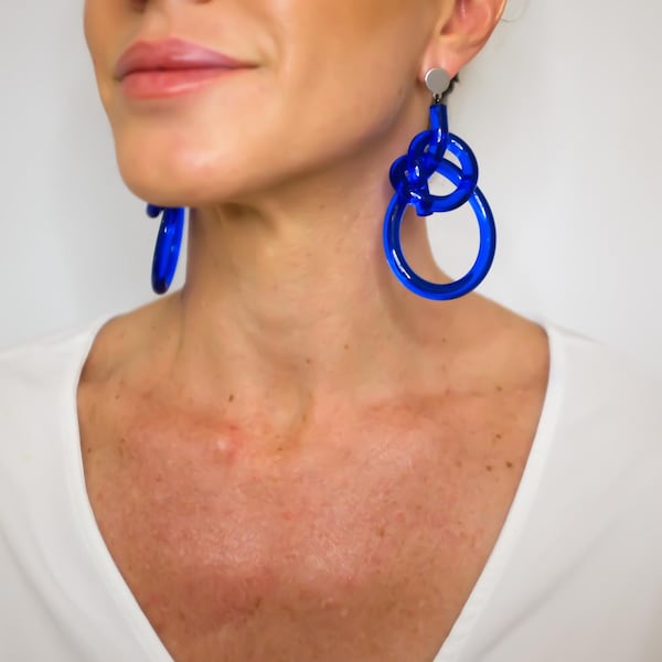 Handcrafted NUDO KNOT Lucite Earrings: Nautical Statement Jewelry