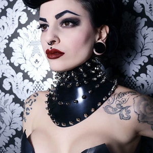 Armour Posture Collar with Spikes