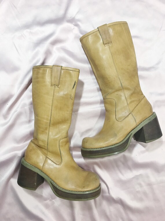vintage 90's chunky boots