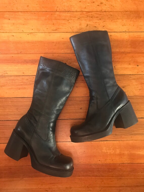 90s chunky boots