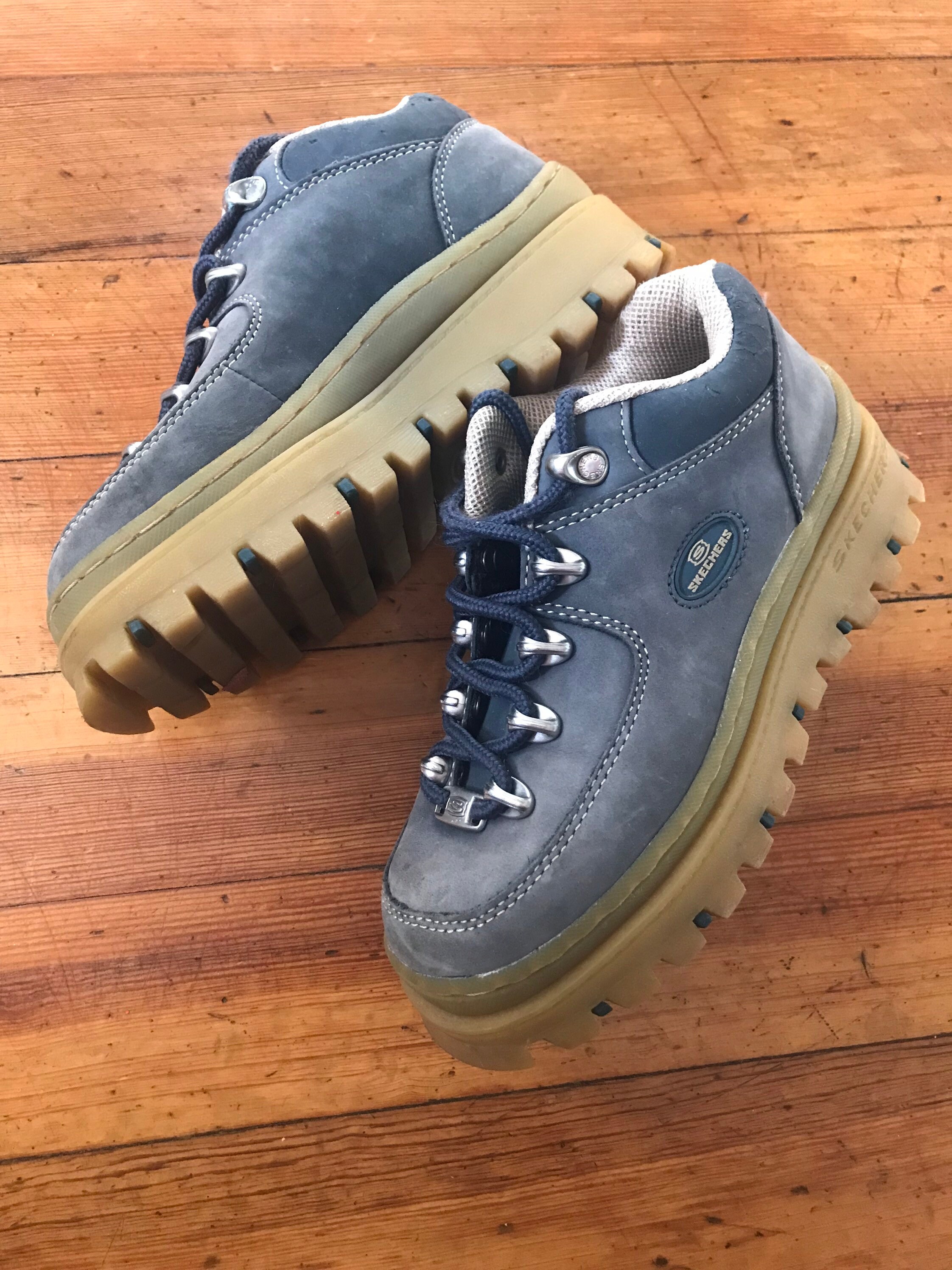skechers chunky platform boots