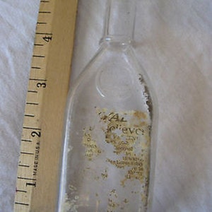 Vintage Antique Embossed Nyal Quality Medicine Bottle CL31-4
