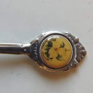 Vintage Souvenir Collector Spoon Ontario Trillium 4 1/2 Inches SP-339