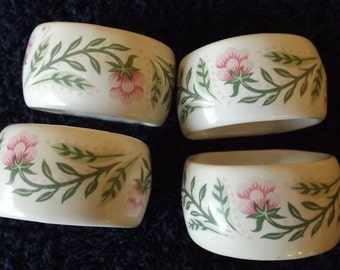 Set of 4 China Floral Napkin Rings Collectible CL19-15