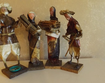 Vintage Set of 4 Figurines Handcrafted CL3-1