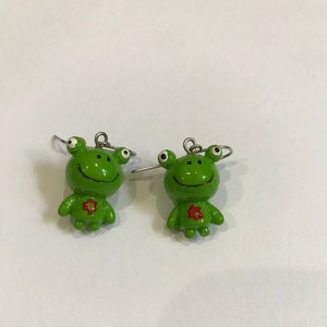 Kawaii Frog Dangle Earrings
