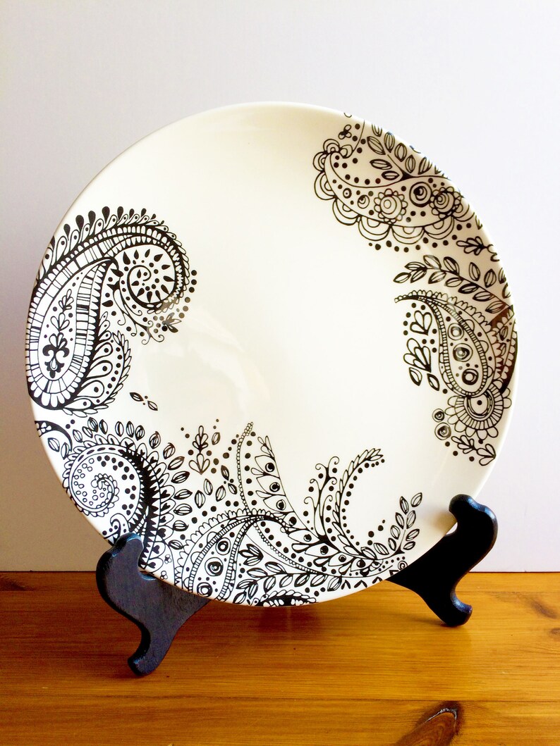 Paisley Dinner Plate Beautiful Dinner Plates With an Elegant Etsy UK