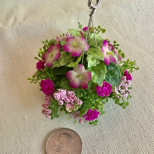 Dollhouse Miniature Hanging Basket one inch scale HB-01